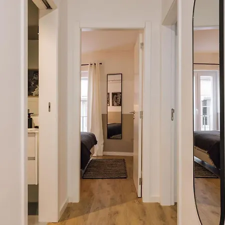 Sorong - Duplex And 2 Terraces In Santo Antonio Apartment Lisbon