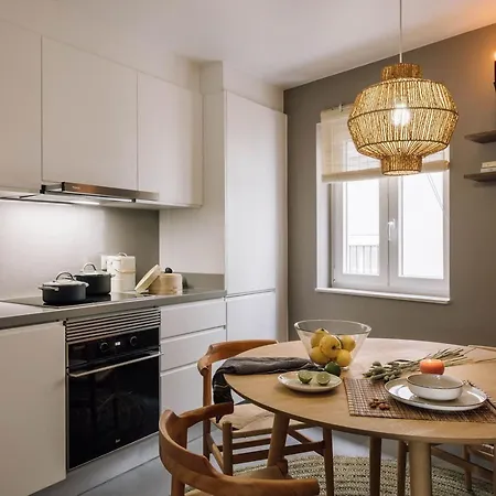 Apartment Sorong - Duplex And 2 Terraces In Santo Antonio Lisbon